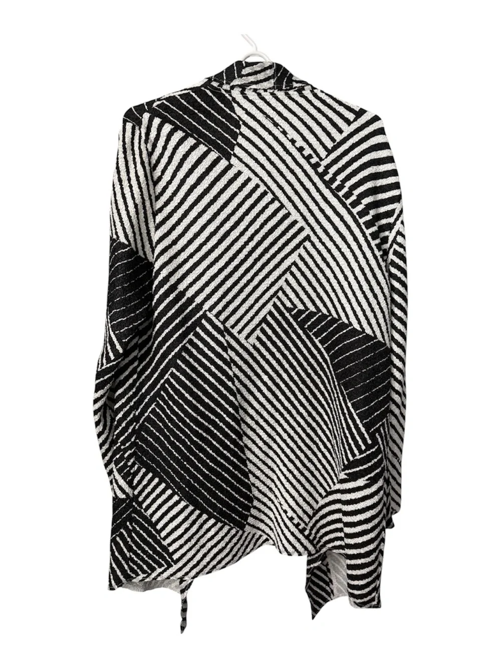 Chico’s Travelers Black White Geometric Crinkle Knit Open Front Cardigan Size 3
